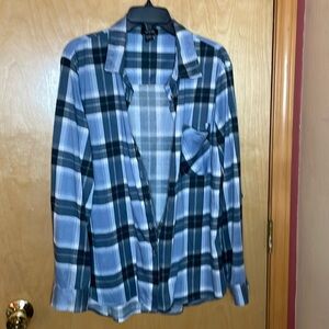 Justify button up blue plaid shirt front pocket size XL